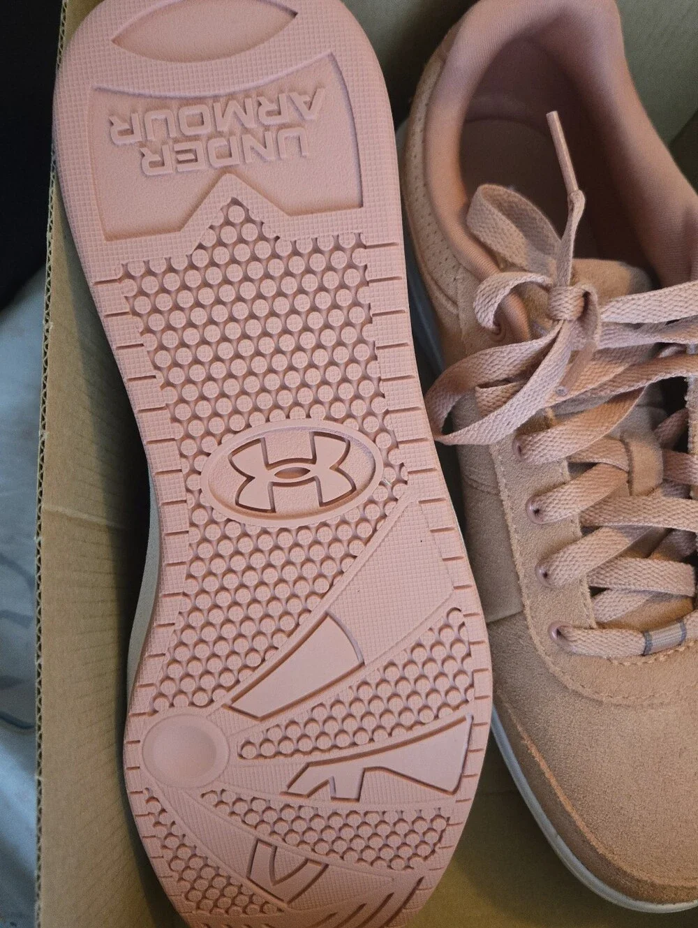 New IN box. Under Armour Women’s Pink/white Suede Casual Sneakers